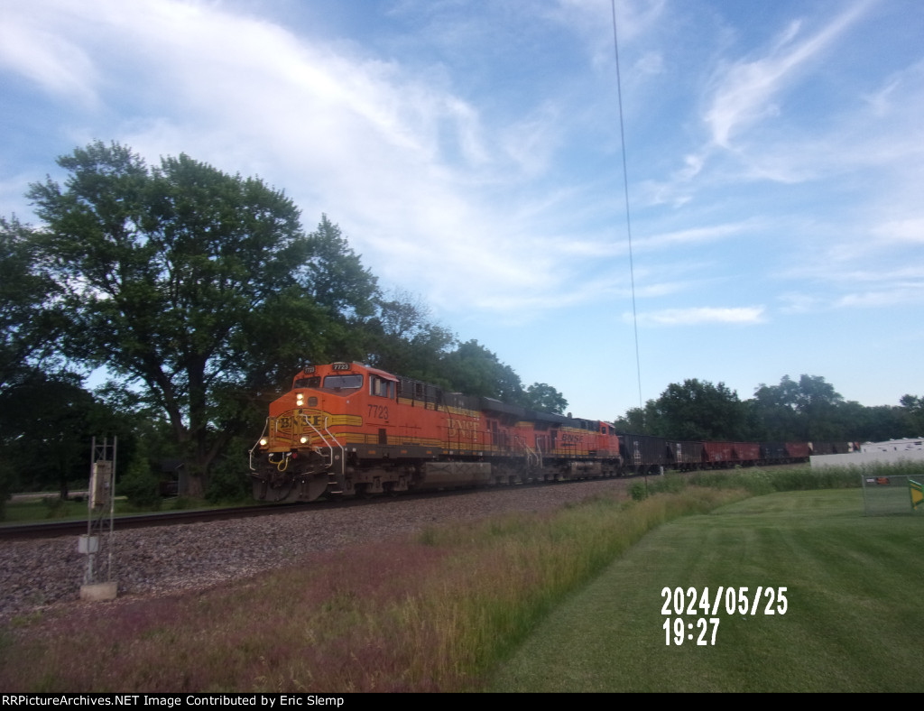 BNSF 7723